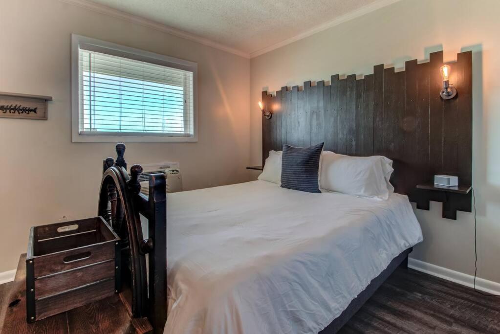 Kraken'S Den * Oceanview * Steps To Ocean * Pool Apartment Carolina Beach Bagian luar foto